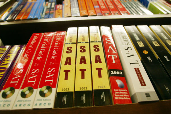 NEW YORK - JUNE 27:  SAT test preparation books sit on a shelf at a Barnes and Noble store June 27, 2002 in New York City. College Board trustees decided June 27 to add a written essay and other changes to the SAT in an overhaul of the college entrance exam. The first administration of the new SAT will occur in March of 2005. (Photo by Mario Tama/Getty Images)